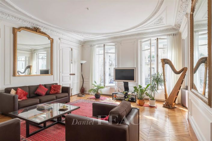 Image No.1-5 Bed Apartment for sale