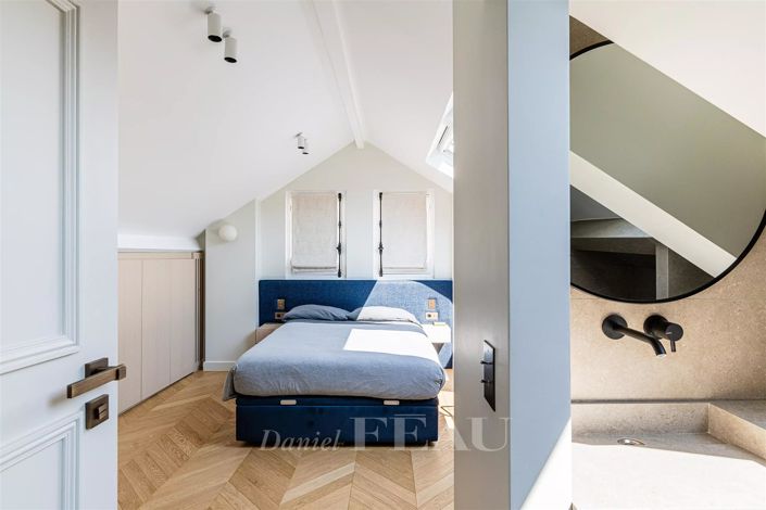 Image No.18-4 Bed House for sale