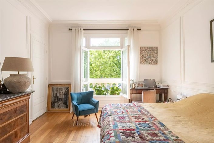 Image No.10-4 Bed Apartment for sale