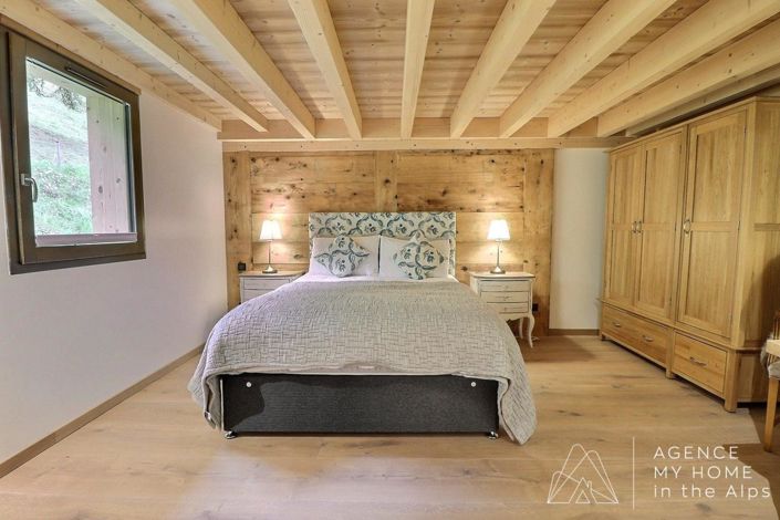 Image No.2-7 Bed Property for sale