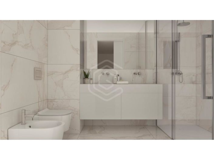 Image No.10-4 Bed Apartment for sale