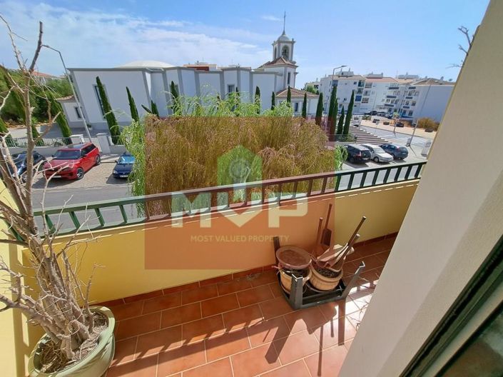 Image No.17-3 Bed Apartment for sale