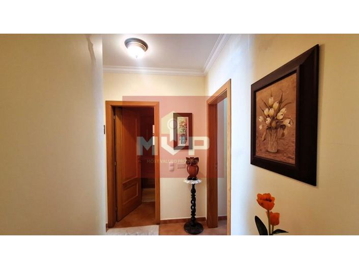 Image No.27-3 Bed Apartment for sale