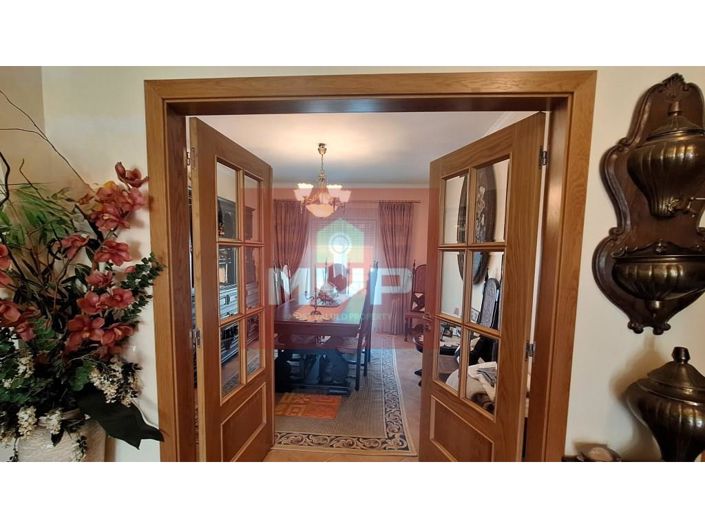 Image No.29-3 Bed Apartment for sale