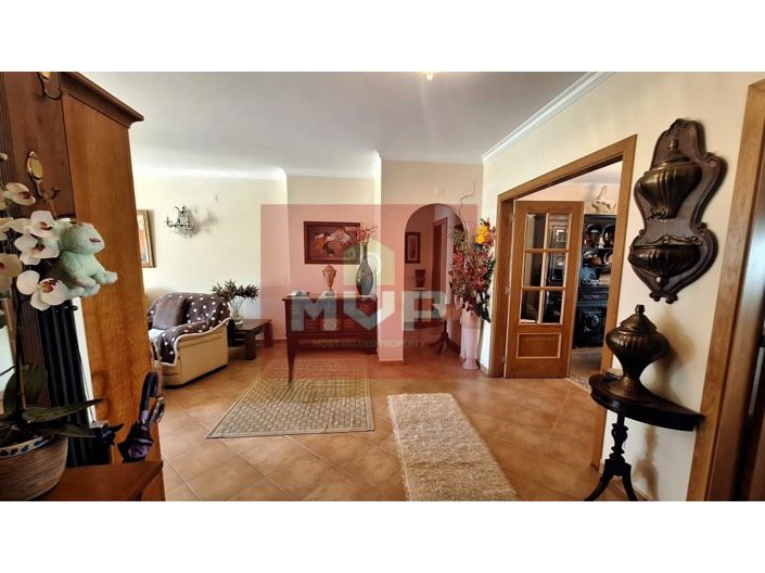 Image No.32-3 Bed Apartment for sale