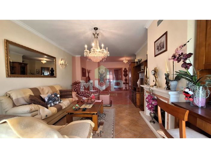 Image No.40-3 Bed Apartment for sale