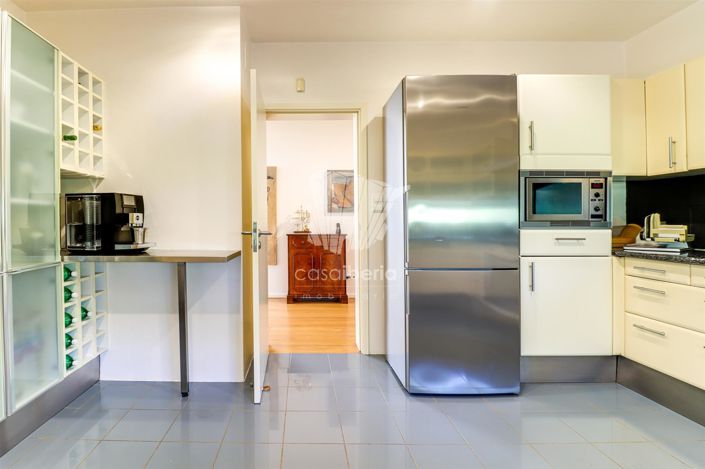 Image No.14-3 Bed House for sale