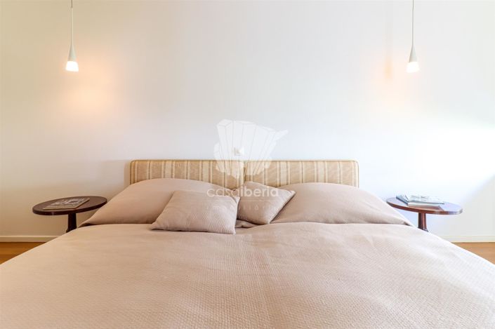 Image No.18-3 Bed House for sale