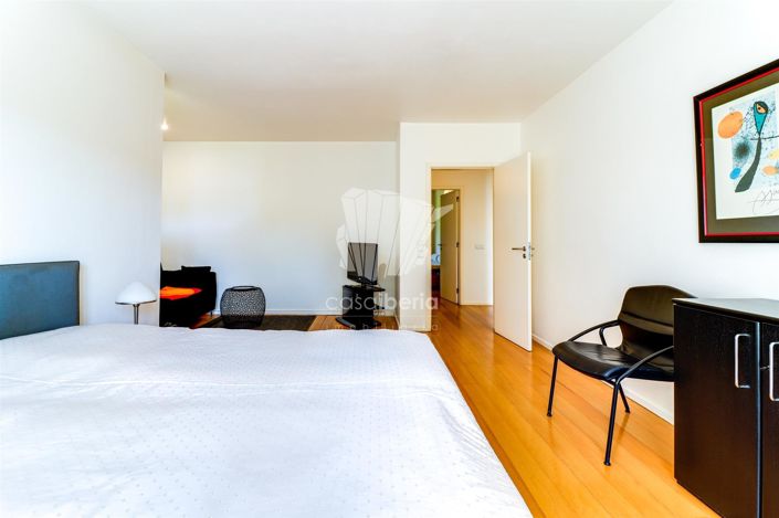 Image No.25-3 Bed House for sale