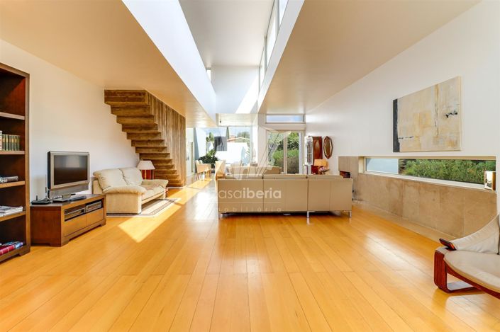 Image No.7-3 Bed House for sale