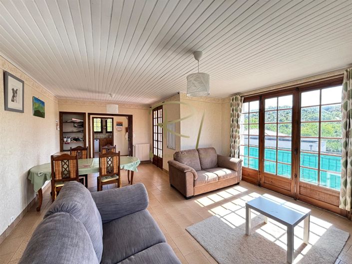 Image No.3-6 Bed House for sale