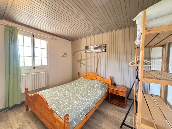 Image No.5-6 Bed House for sale