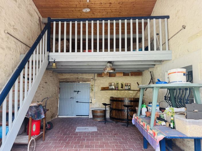 Image No.18-4 Bed House for sale