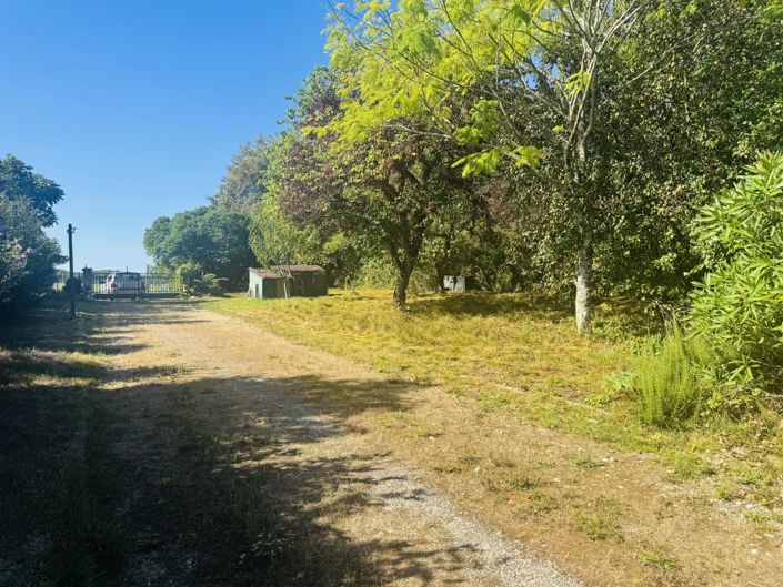 Image No.24-4 Bed House for sale