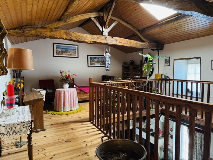 Image No.27-4 Bed House for sale