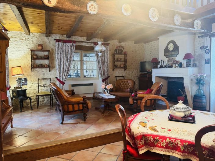 Image No.3-4 Bed House for sale