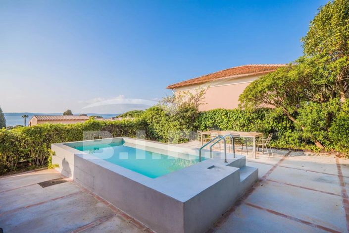 Image No.11-House for sale