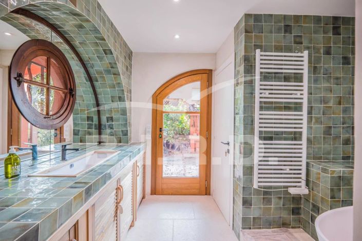 Image No.17-House for sale