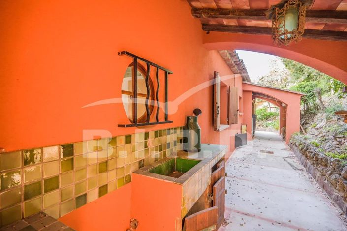 Image No.25-House for sale