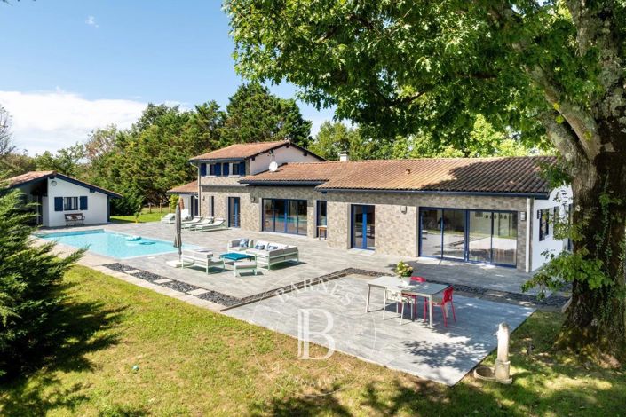 Image No.19-House for sale