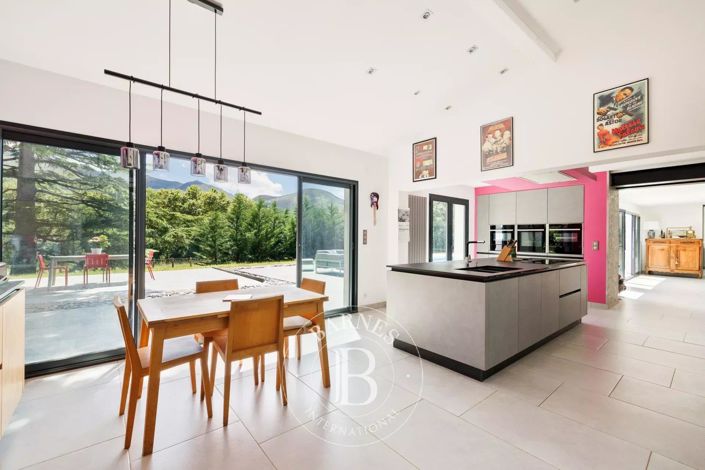 Image No.7-House for sale