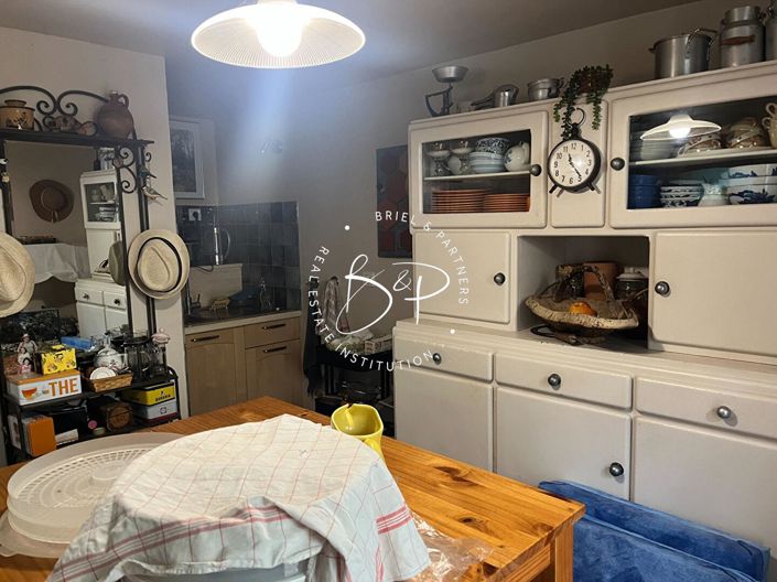 Image No.11-1 Bed House for sale