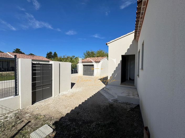 Image No.4-4 Bed House for sale