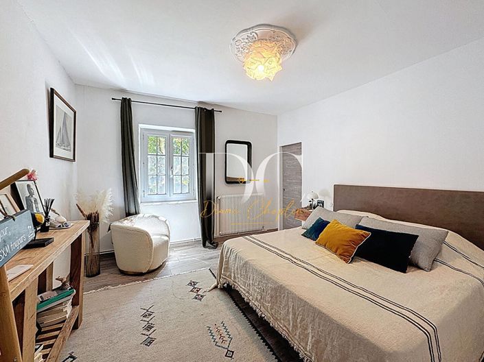 Image No.14-5 Bed House for sale