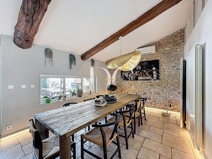 Image No.9-5 Bed House for sale