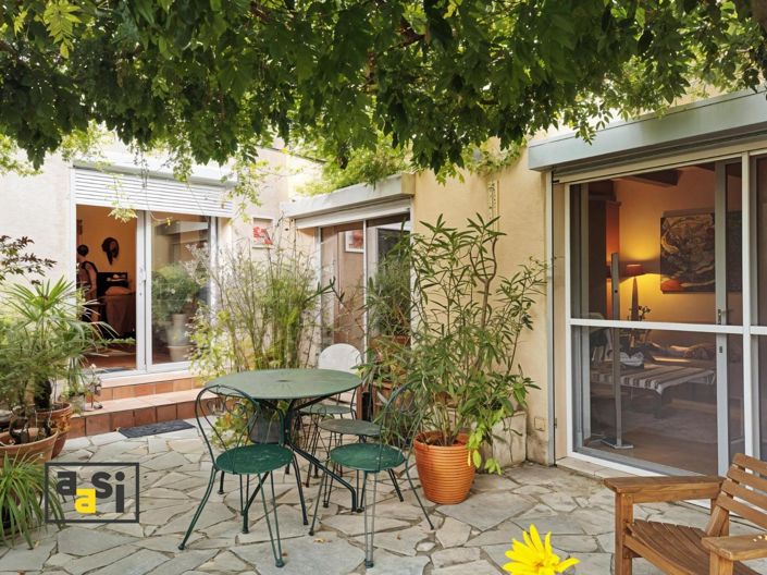 Image No.4-2 Bed House for sale