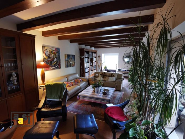 Image No.6-2 Bed House for sale