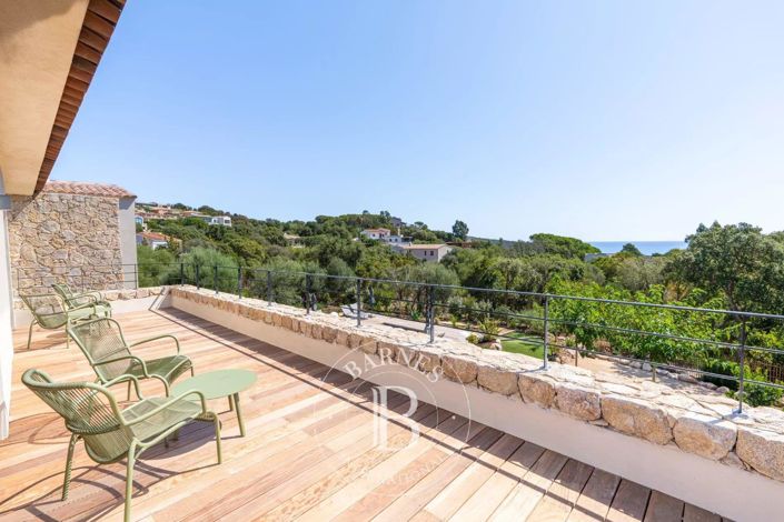 Image No.16-4 Bed House for sale