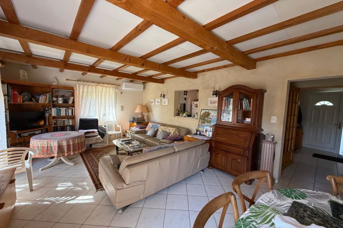 Image No.2-3 Bed House for sale