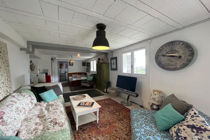 Image No.17-3 Bed House for sale