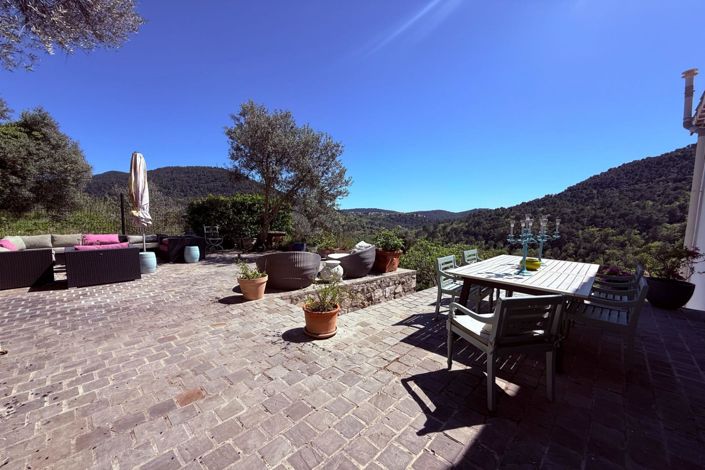 Image No.3-3 Bed House for sale