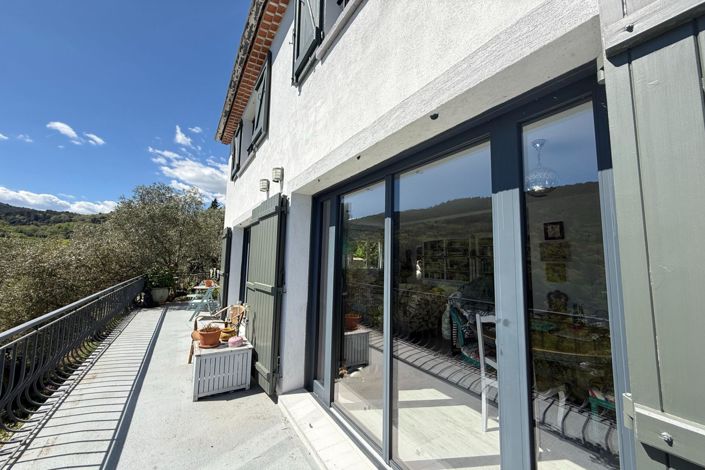 Image No.8-3 Bed House for sale