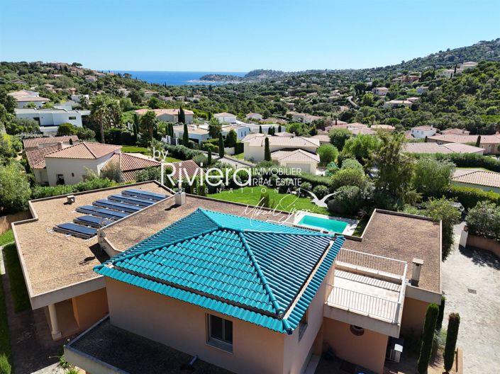 Image No.32-6 Bed House for sale