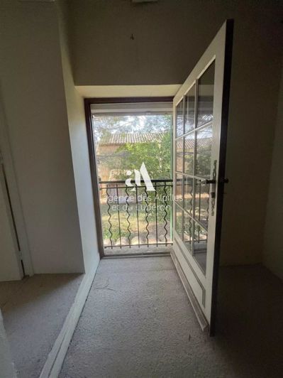 Image No.24-House for sale