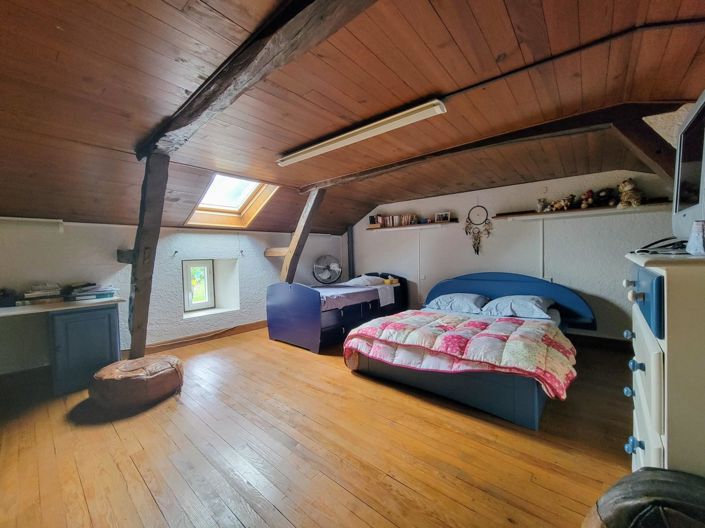 Image No.10-4 Bed House for sale