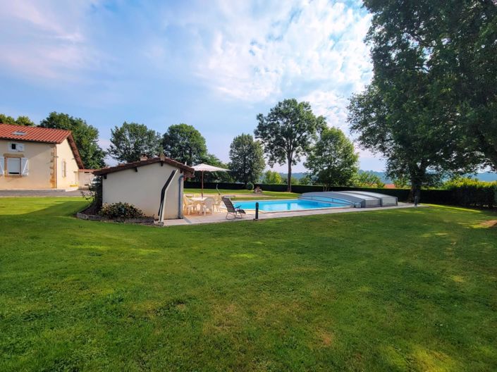 Image No.16-4 Bed House for sale