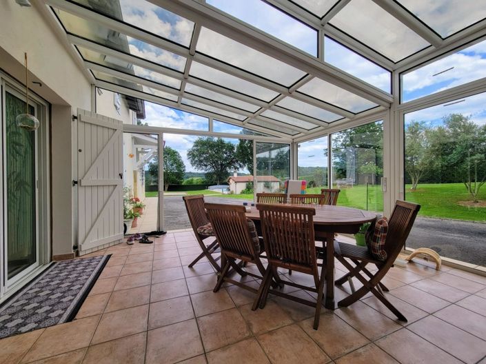 Image No.6-4 Bed House for sale