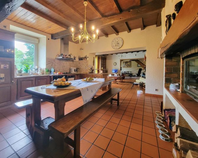 Image No.7-4 Bed House for sale