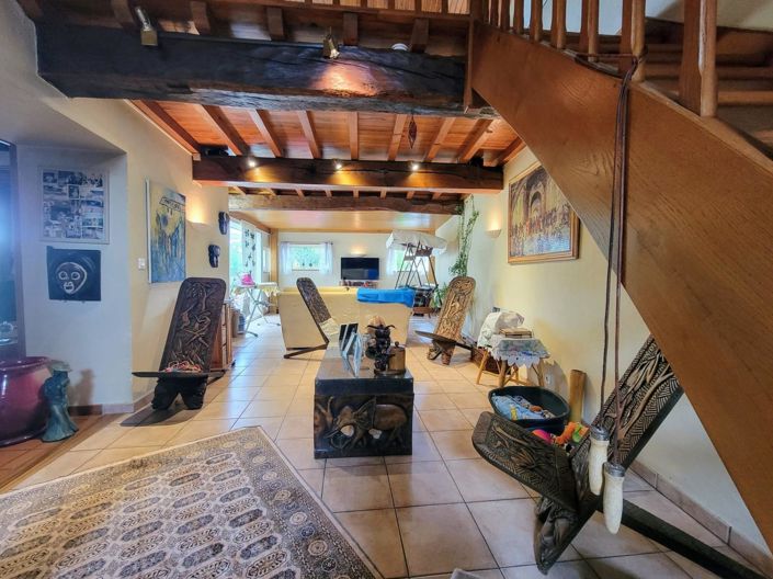 Image No.8-4 Bed House for sale