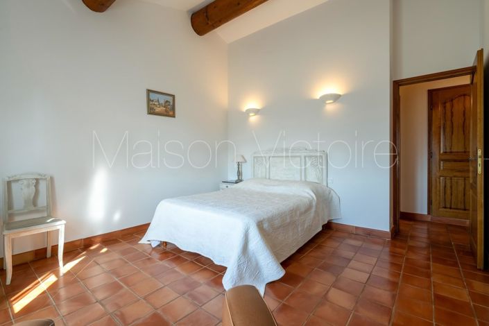 Image No.22-4 Bed House for sale