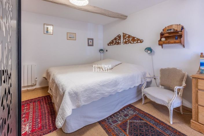 Image No.17-3 Bed House for sale