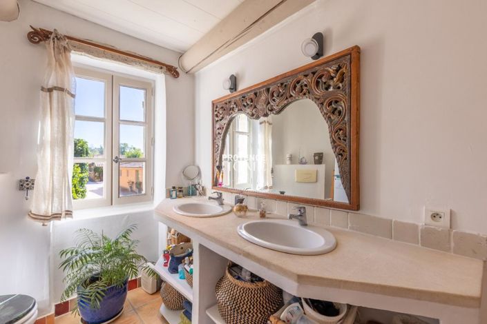 Image No.7-3 Bed House for sale