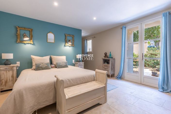 Image No.8-4 Bed House for sale