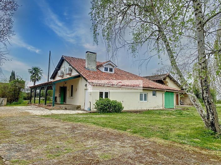 Image No.1-5 Bed House for sale