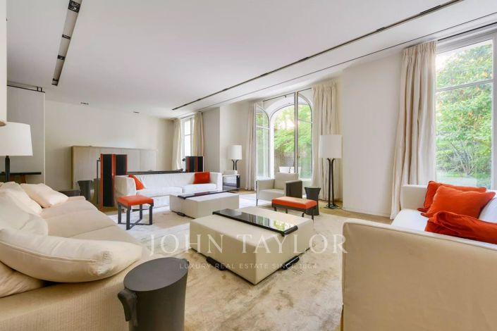 Image No.8-4 Bed House for sale