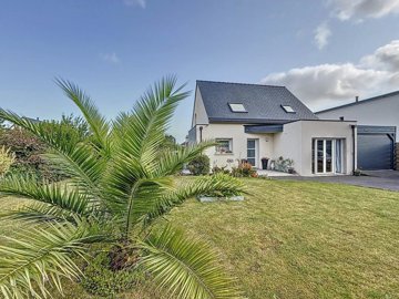 1 - Lannion, House